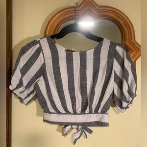 Forever 21 navy and white boat top